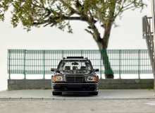 Load image into Gallery viewer, Mortal 1:64 HEC Black E300 S124 T MODEII EVO2 Wagon Model Diecast Metal Car

