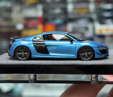 Load image into Gallery viewer, GRYNING 1:64 Blue R8 GT Racing Sports Model Diecast Resin Car New Collection
