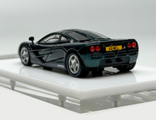 Load image into Gallery viewer, MY64 1:64 Metallic Green 1992 F1 MF1 Racing Sports Model Diecast Resin Car New Collection
