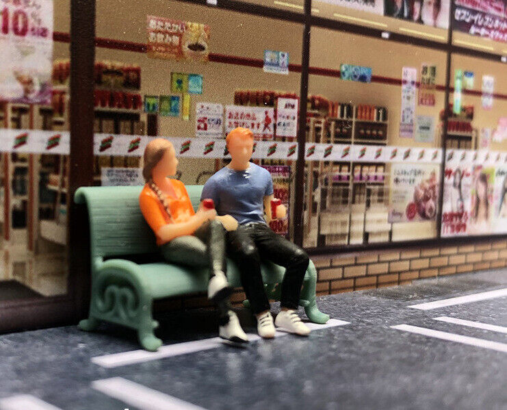 1:64 Painted Figure Mini Model Miniature Resin Diorama Lady Man Chatting Chair