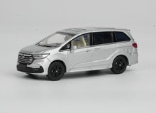 Load image into Gallery viewer, Masdi 1:64 Silver Odyssey RC3 Mini Van MPV Sports Model Diecast Metal Car New Collection
