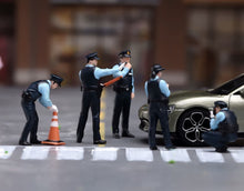 Load image into Gallery viewer, 1:64 Painted Figure Model Miniature Resin Sand Policeman Set Five People Police
