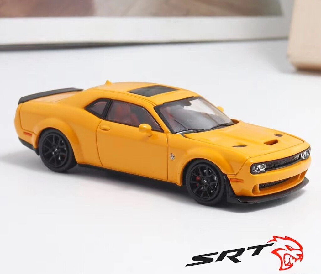 SH 1:64 Yellow Challenger SRT Hellcat Muscle Sport Model Diecast Metal Car New Collection