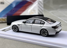 Load image into Gallery viewer, Howie 1:64 Silver M5 F90 Sedan Sports Model Diecast Metal Car New Collection
