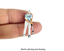 Load image into Gallery viewer, 1:64 Painted Figure Model Miniature Resin Diorama Sand Sports Goft Man Lady Set New
