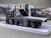 Load image into Gallery viewer, SW 1:64 Black Kamaz Kama3 Flatbed Tow Truck Sports Model Diecast Metal Car New Collection
