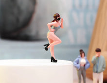 Load image into Gallery viewer, 1:24 Painted Figure Model Miniature Resin Diorama  Swimming Suit Sexy Girl
