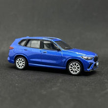 Load image into Gallery viewer, CCA 1:64 Blue X5M City SUV Sports Model Toy Diecast Metal Car New Collection

