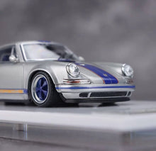 Load image into Gallery viewer, Zincit 1:64 Silver 911 964 Singer Coupe Sports Model Diecast Metal Car New Collection
