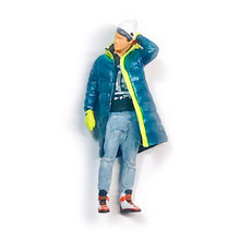 Load image into Gallery viewer, 1:64 Painted Figure Mini Model Miniature Resin Diorama Winter Trendy Casual Man
