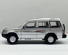 Load image into Gallery viewer, DBGT 1:64 Silver Pajero V31 SUV ORV Sports Model Diecast Metal Car New Collection
