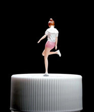 Load image into Gallery viewer, 1:64 Painted Figure Mini Model Miniature Resin Diorama People Sand Pink Girl
