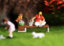Load image into Gallery viewer, 1:64 Painted Figure Model Miniature Resin Diorama Sand Pet Walk Cat Kitten Toy
