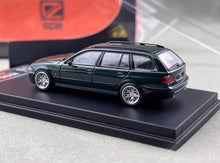 Load image into Gallery viewer, DCM 1:64 1996 Green E39 Wagon Touring Sports Model Diecast Metal Car New Collection
