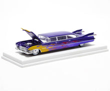 Load image into Gallery viewer, Mechanic 1:64 1959 Purple 62 Limousine Luxury Model Diecast Metal Car New Collection
