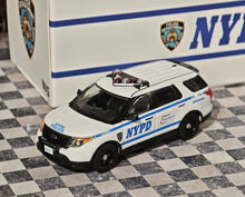 Load image into Gallery viewer, 1:64 596 White Explorer State Police SUV Sports Model Diecast Metal Car New Collection
