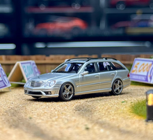 Load image into Gallery viewer, King 1:64 Silver E63 AMG Estate S211 Wagon Sports Model Diecast Metal Car New Collection
