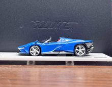 Load image into Gallery viewer, SUHE 1:64 Blue SP3 Daytona Red Seat Sports Model Diecast Resin Car New Collection
