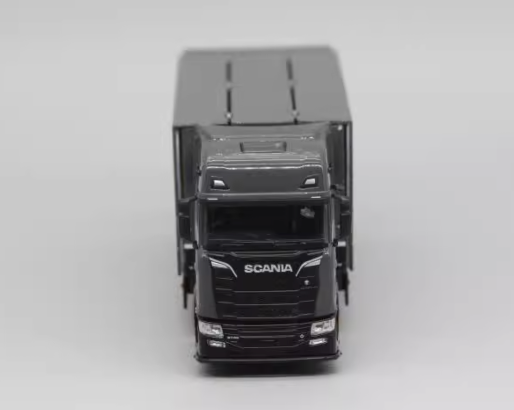 GCD 1:64 Grey Scania S730 Enclosed Double Deck Tow Truck Model