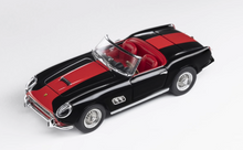 Load image into Gallery viewer, GFCC 1:64 Black Red 1960 250GT California SWB Classic Model Diecast Metal Car
