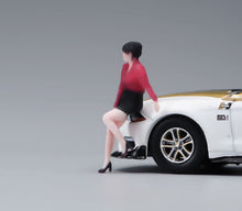 Load image into Gallery viewer, 1:64 Painted Figure Model Miniature Resin Diorama Sand Red Top Office Lady Toy
