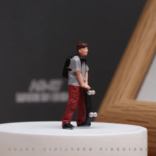 Load image into Gallery viewer, 1:24 Painted Figure Model Miniature Resin Diorama Sand Skating Boy Skateboard
