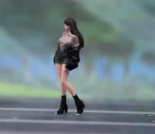 Load image into Gallery viewer, 1:64 Painted Figure Model Miniature Resin Diorama Toy Sand Cool Girl Pretty
