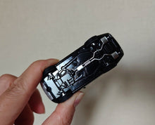 Load image into Gallery viewer, Masdi 1:64 2020 Black Range Rover SUV ORV Sports Model Diecast Metal Car New Collection

