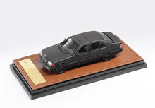 Load image into Gallery viewer, WTX 1:64 1994 Matte Black 600Sel W140 Sedan Model Diecast Metal Car New Collection
