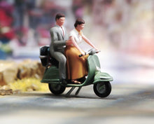 Load image into Gallery viewer, 1:64 Painted Unpainted Figure Model Miniature Resin Diorama Toy Roman Holiday New
