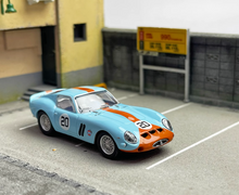 Load image into Gallery viewer, MINIDREAM 1:64 250 GTO GULF Classic Racing Sports Model Diecast Metal Car
