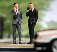 Load image into Gallery viewer, 1:64 Painted Figure Model Miniature Resin Diorama Sand Man In Suit On Phone Toy New Collection
