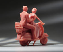 Load image into Gallery viewer, 1:64 Painted Unpainted Figure Model Miniature Resin Diorama Toy Roman Holiday New
