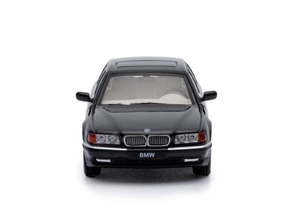 Compra una BMW 750 e38 usata su Compra una BMW 750 e38 usata su