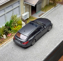 Load image into Gallery viewer, King 1:64 Gray CLS63 Shooting Brake Wagon Sports Model Diecast Metal Car New Collection
