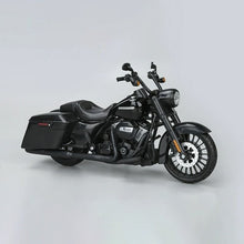 Load image into Gallery viewer, Maisto 1:12 2017 Road King Special Sports Model Diecast Metal Motorcycle New
