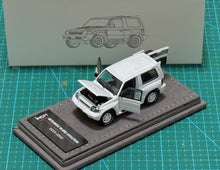 Load image into Gallery viewer, IHCM 1:64 HEC White Pajero Evolution ORV Sports Open Model Diecast Metal Car

