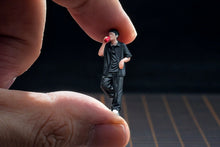 Load image into Gallery viewer, 1:64 Painted Figure Model Miniature Resin Diorama Toy Sand Drinking Man In Black
