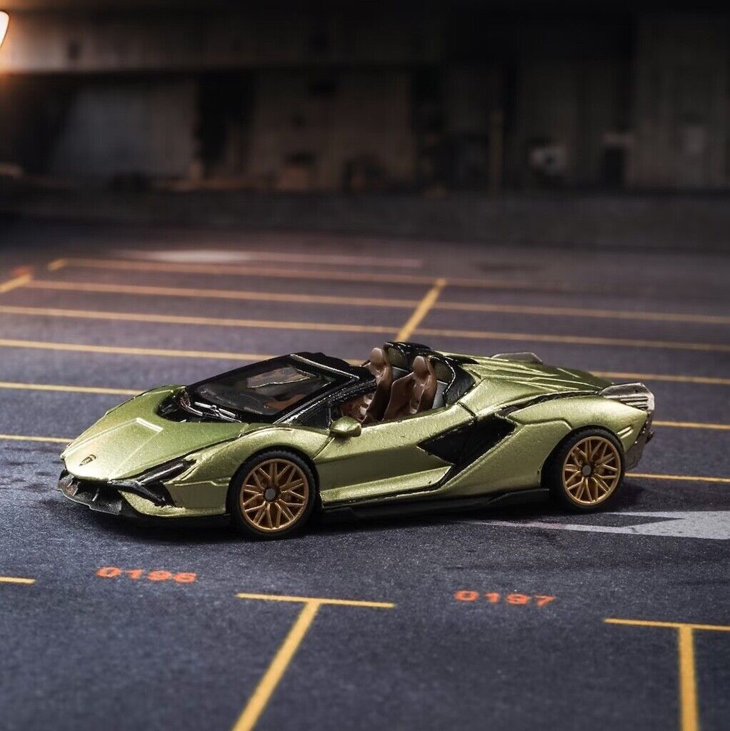 TSC 1:64 Green Sian Racing Sports Model Diecast Metal Car New Collection