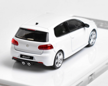 Load image into Gallery viewer, Maxwell 1:64 HEC White VW Golf GTI MK6 Sports Model Diecast Metal Car New Collection
