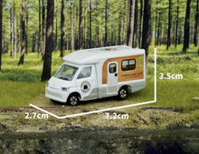 Load image into Gallery viewer, 1:64 Painted Figure Model Miniature Resin Diorama Outdoor Picnic Camping Reading Collection
