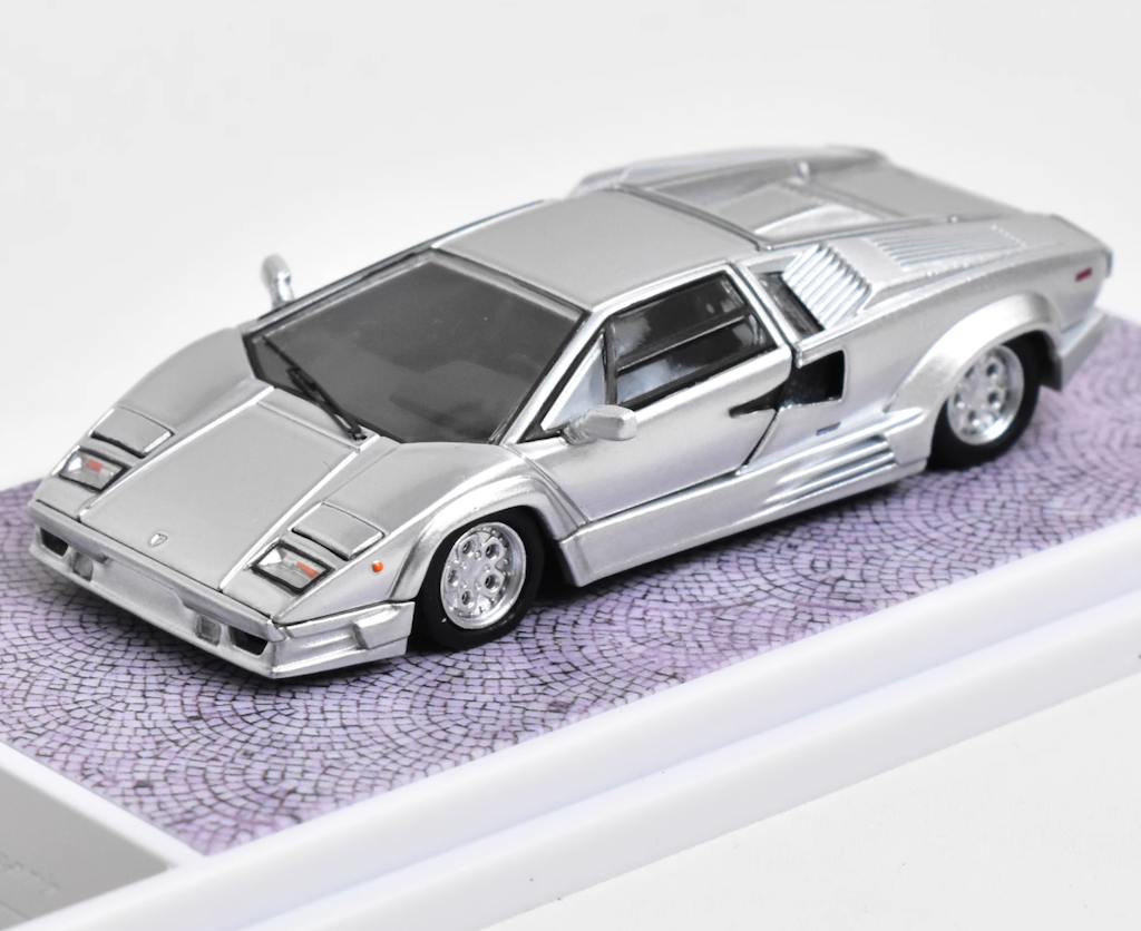 FY 1:64 Silver Countach LP5000 QV Racing Sports Model Diecast Metal Car New Collection