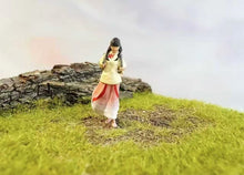 Load image into Gallery viewer, 1:64 Painted Figure Mini Model Miniature Resin Diorama Sand Basket Girl Ancient
