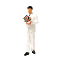 Load image into Gallery viewer, 1:64 Painted Figure Mini Model Miniature Resin Diorama Sand People Man Lady Set
