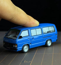 Load image into Gallery viewer, Masdi 1:64 Blue Hiace H50 Mini Van Sports Model Diecast Metal Car New Collection
