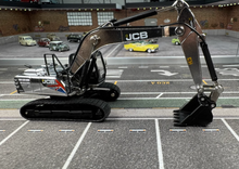 Load image into Gallery viewer, 1:76 Silver JCB Construction Excavator Digger Model Diecast Metal New Collection

