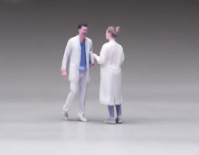 Load image into Gallery viewer, 1:64 Painted Figure Model Miniature Resin Diorama Sand Doctor Surgeon Lady Man A
