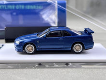 Load image into Gallery viewer, SH 1:64 Blue Carbon Skyline GTR R34 Sports Model Diecast Metal Car New Collection
