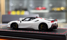 Load image into Gallery viewer, U2 1:64 White Orange SF90 Stradale Hard Top Sports Model Diecast Resin Car New Collection
