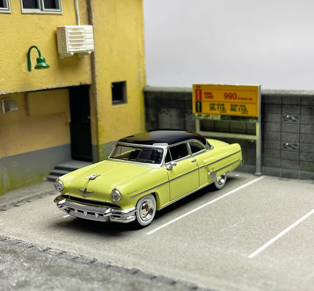 MINIGT 1:64 1954 Capri Coupe Classic Vintage Model Diecast Metal Car #561